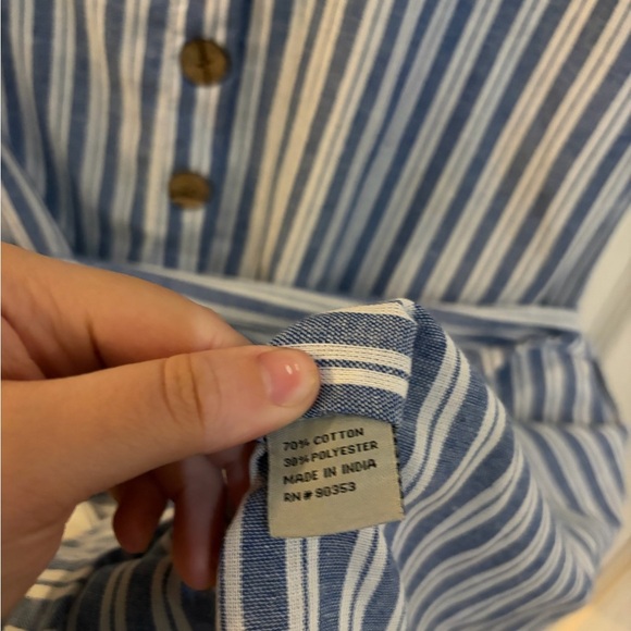J. GEE Blue & White Striped Sleeveless Button Front Top | Size M Cotton Blend - Picture 8 of 8